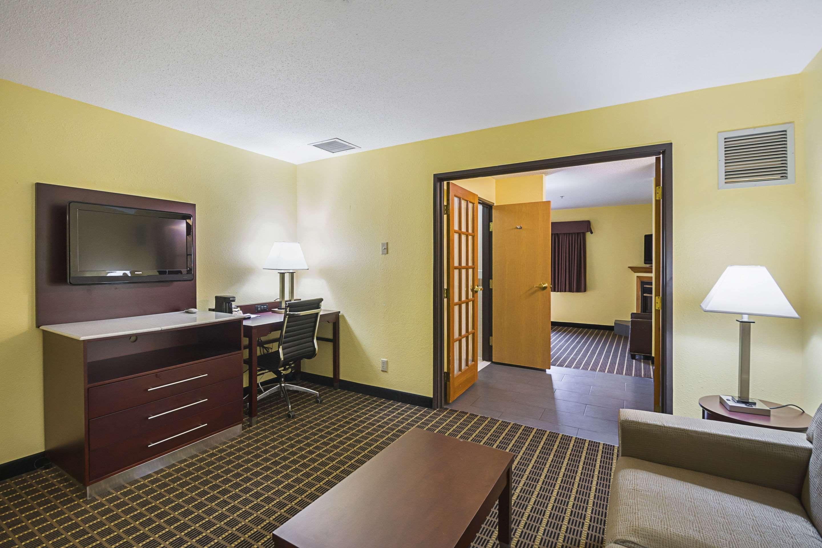 Quality Inn & Suites Harrington - Milford Eksteriør billede