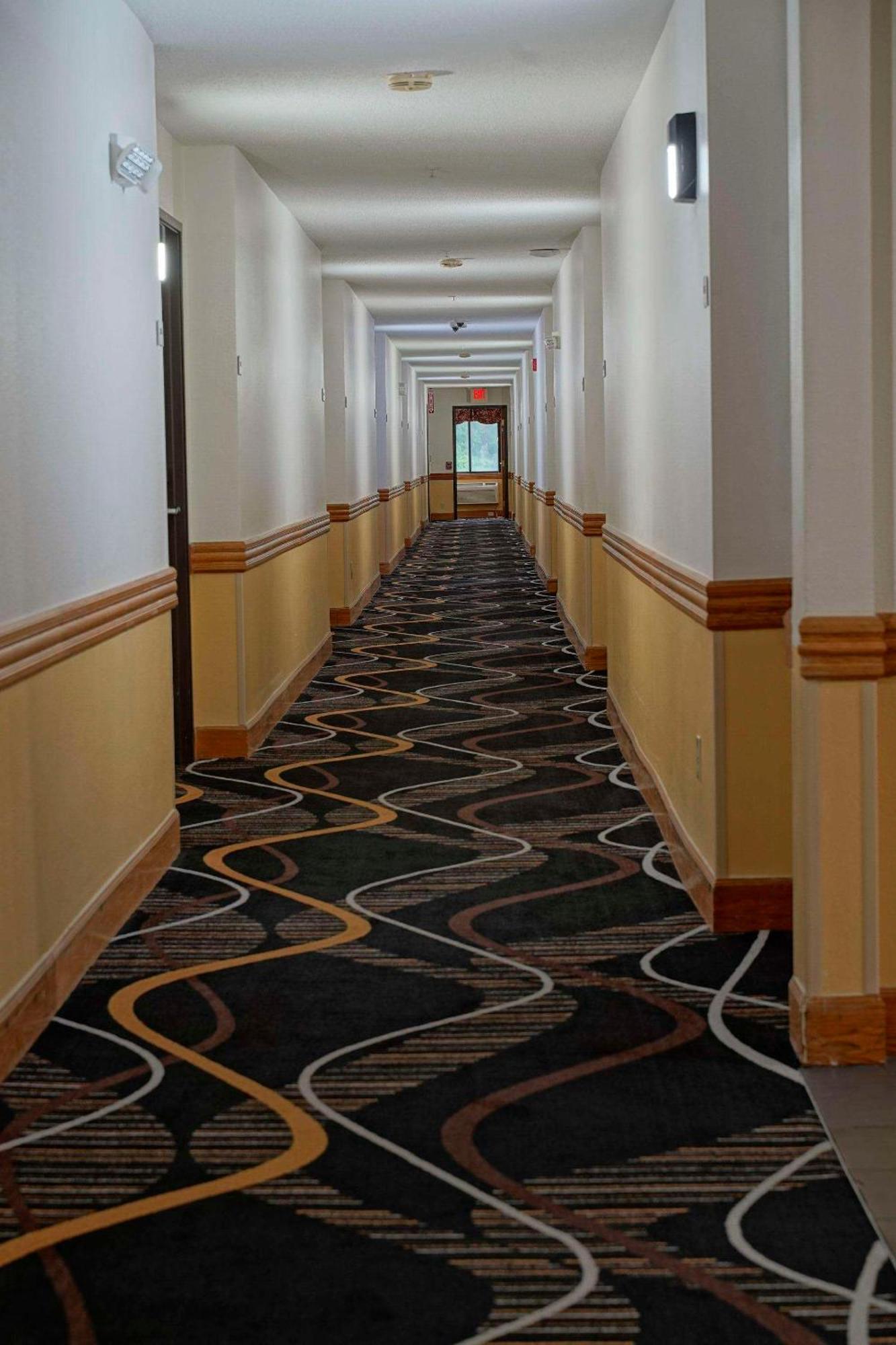 Quality Inn & Suites Harrington - Milford Eksteriør billede