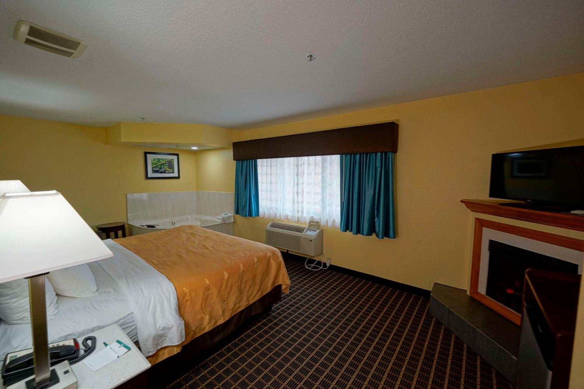 Quality Inn & Suites Harrington - Milford Eksteriør billede